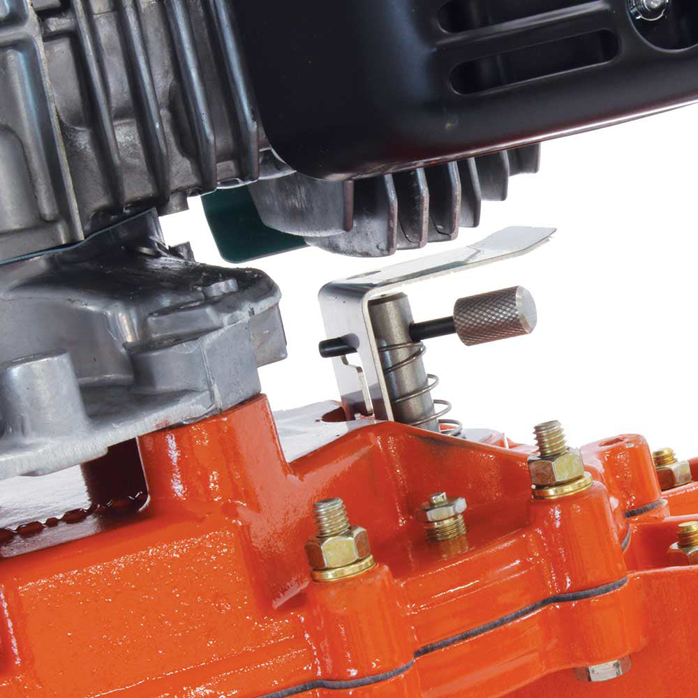 BravePro Two-Man Auger | 7/8 in. Square | Honda GXV160