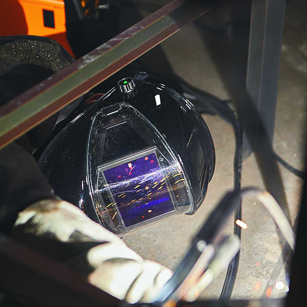 Klutch Monsterview Panoramic 2700 Auto Darkening Welding Helmet