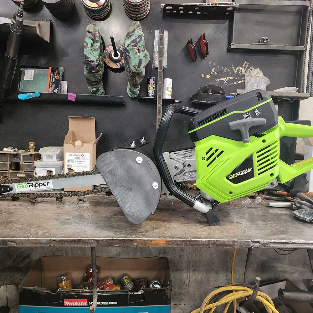 MiniTrencher GeoRipper Trencher | 2-Stroke Engine | 16-In. [400mm] Max. Depth
