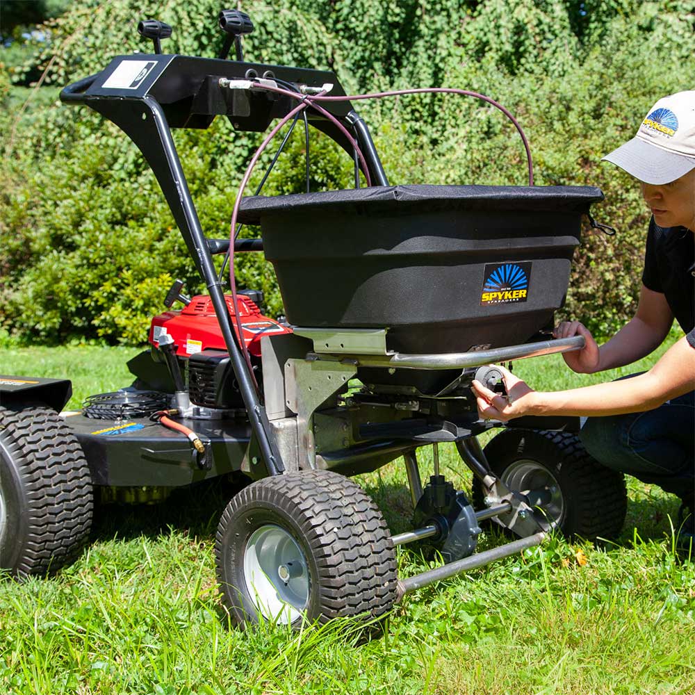 Spyker Commercial Ride-On Spreader | 120-Lb. Capacity | GXV160
