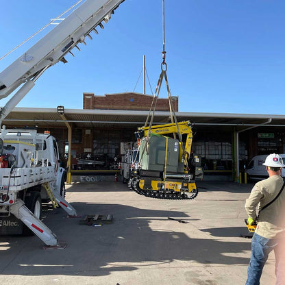 Movex Mini Crawler Crane (XC-270) | 30-In. Wide | Up to 16.5-Ft. Reach