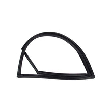 K&M Mfg Rear Window Seal for Case IH 72 Series Magnum Tractors | Black Rubber