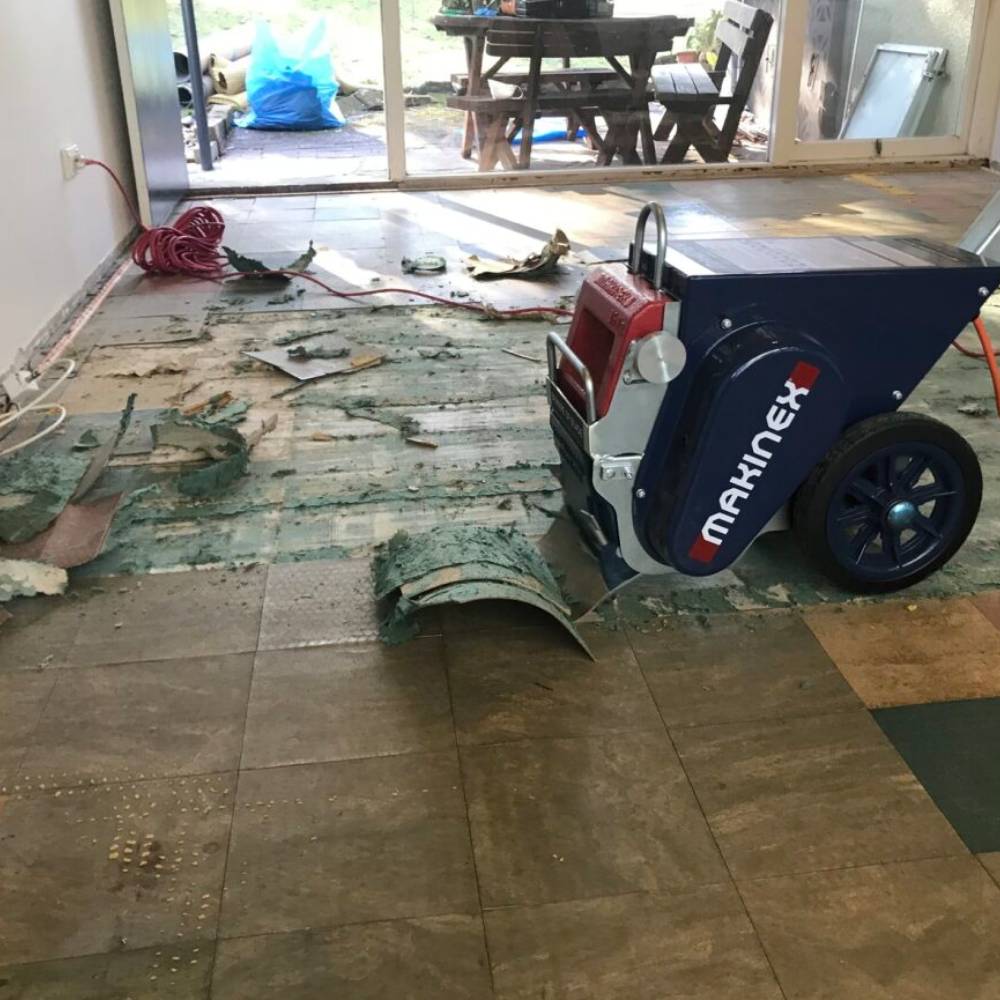 Makinex | Vinyl Floor Stripper