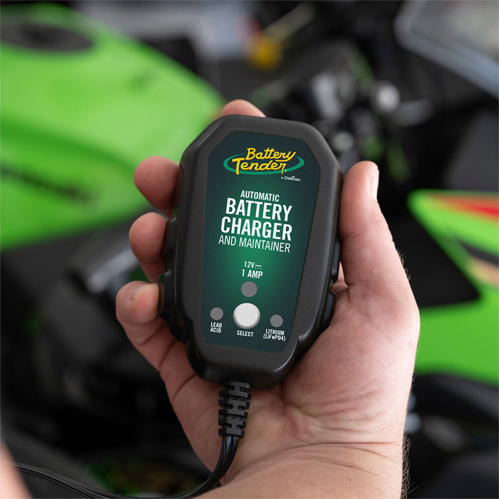 Battery Tender | Selectable LA/Li Battery Charger | 12-Volt | 1A | 022-0199-DL-WH
