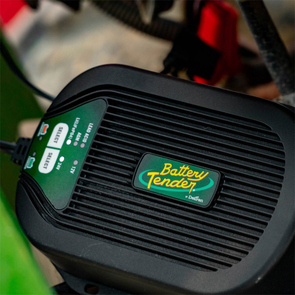 Battery Tender | Selectable Waterproof Battery Charger | 12/24-Volt | 5A/2.5A | 022-0258-DL-WH