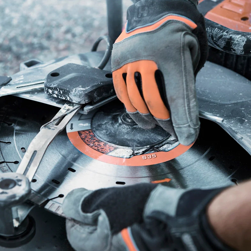 Husqvarna | VARI-CUT S35 | Diamond Saw Blade | 14 In. x 0.125 In. x 1DP-20mmB | 534972920