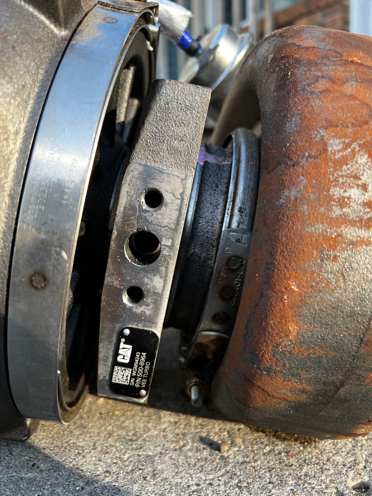 Cat 500-8964: Right Hand Side Basic Engine Turbocharger