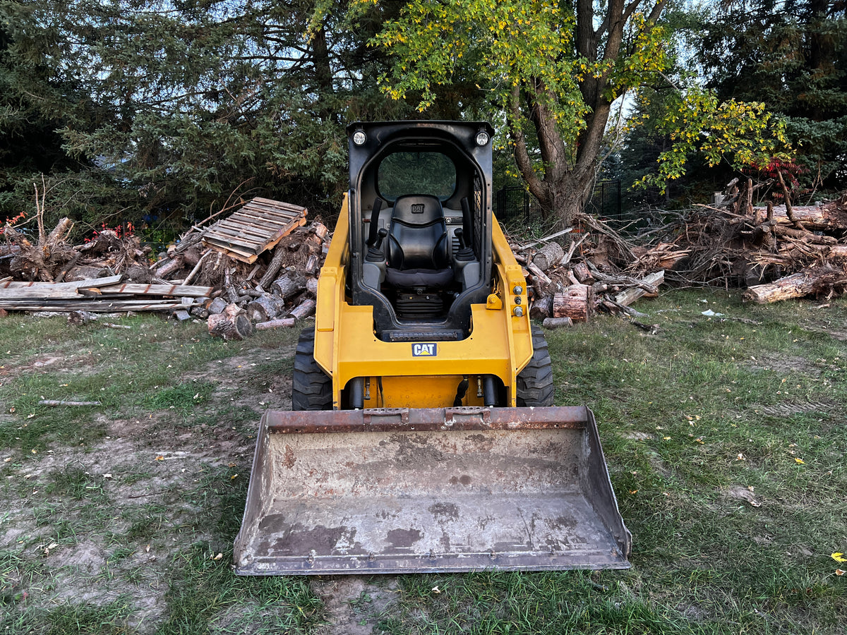 2013 Caterpillar 236D Skid Steer | Rebuilt Engine | New Tires | 4,878 Hours