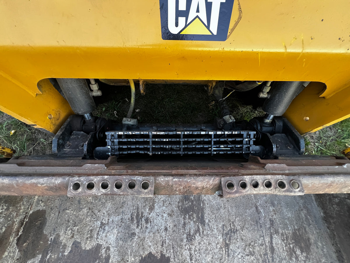 2013 Caterpillar 236D Skid Steer | Rebuilt Engine | New Tires | 4,878 Hours