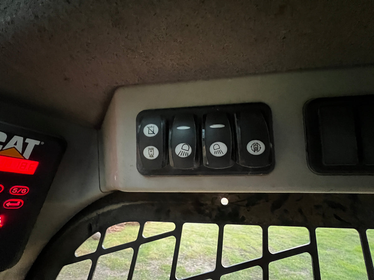 2013 Caterpillar 236D Skid Steer | Rebuilt Engine | New Tires | 4,878 Hours